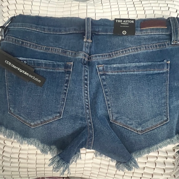 BlankNYC The Astor Distressed Cut Off- 27 - Picture 6 of 6